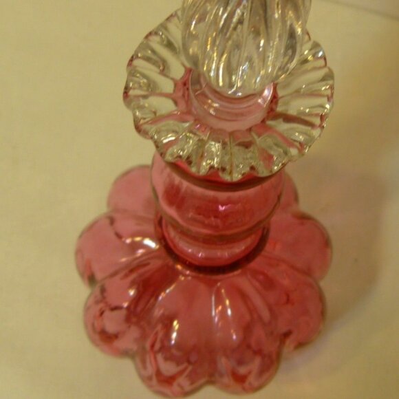 Fenton Made in USA Art Glass Melon Cranberry 3 Piece Dresser / Vanity Set - Picture 5 of 11